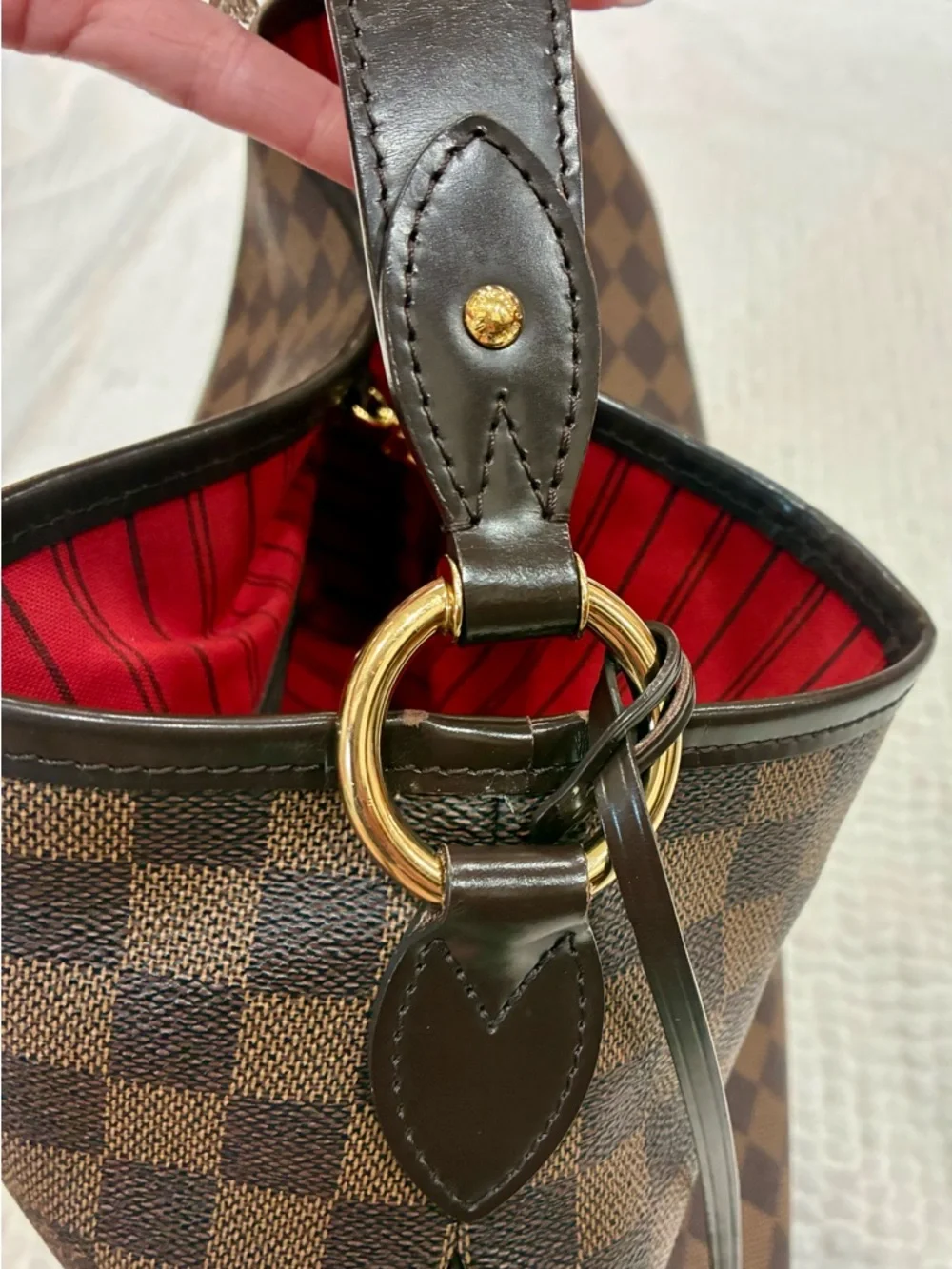 Louis Vuitton Graceful MM Damier Ebene Shoulder Bag Red Interior - Picture 6 of 15